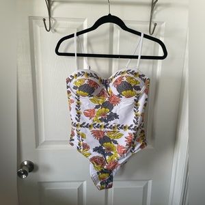 SHEIN Pineapple and Floral Print One-Piece Bathing Suit